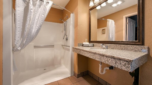 Best Western Country Inn Fortuna image 29